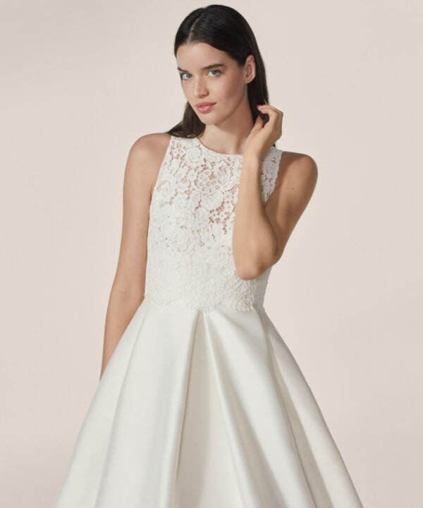 abito da sposa 2639 collezione jesus peiro