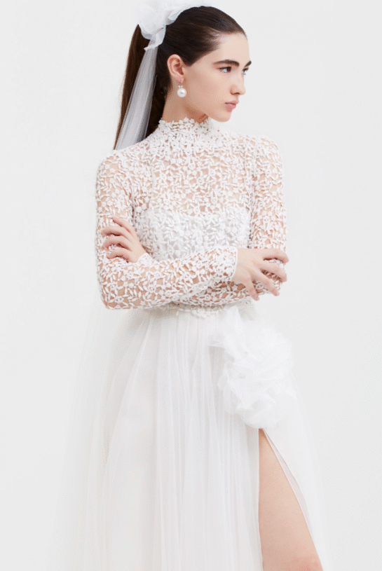 Collezione Angela Pascale Abito da sposa con corpetto in pizzo macrame ricamato